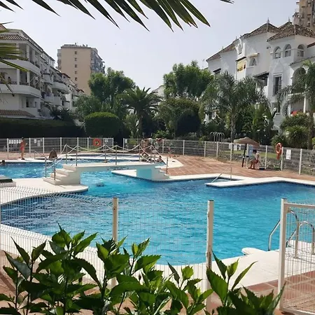 Family Apartment With 2 Bedrooms Benalmádena Exterior photo