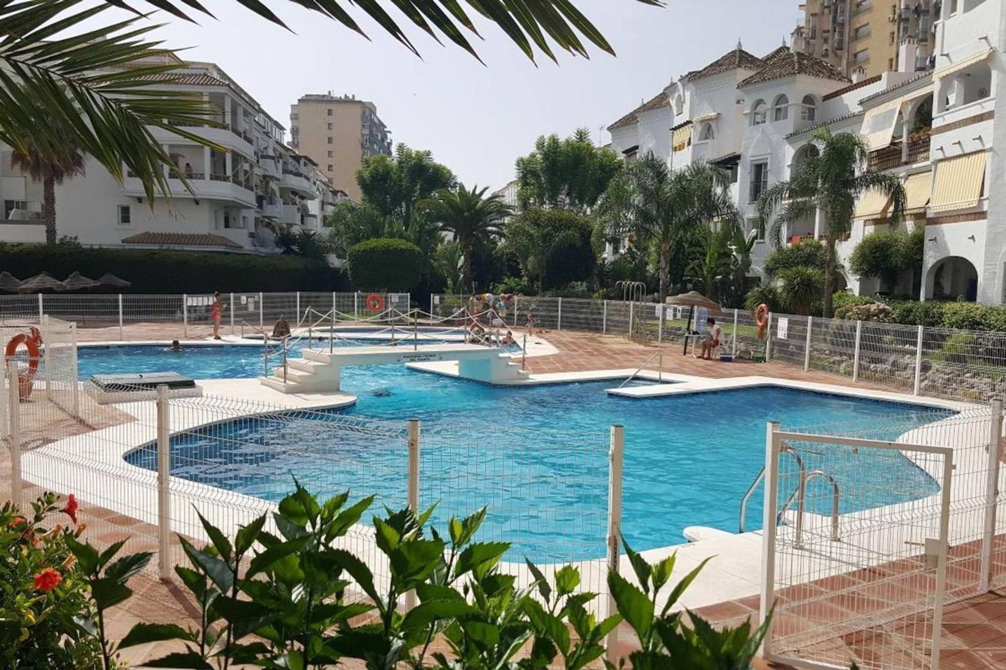 Family With 2 Bedrooms Appartement Benalmádena